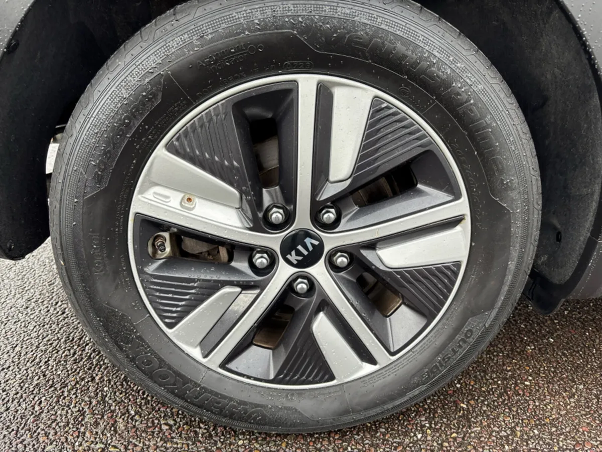 Kia Niro PHEV MY21 TRAILER 5DR A AUTO - Image 4