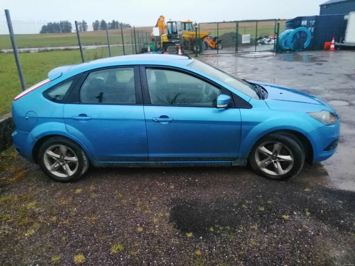 Ford Focus 2010 spares/repairs - Image 2