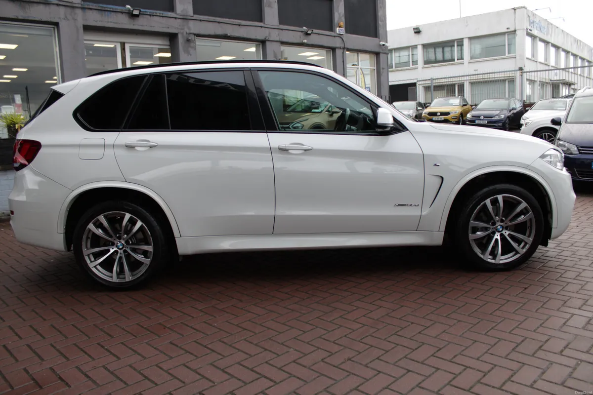 X-DRIVE M-SPORT PRO EDITION AUTO  // STUNNING CAR - Image 3