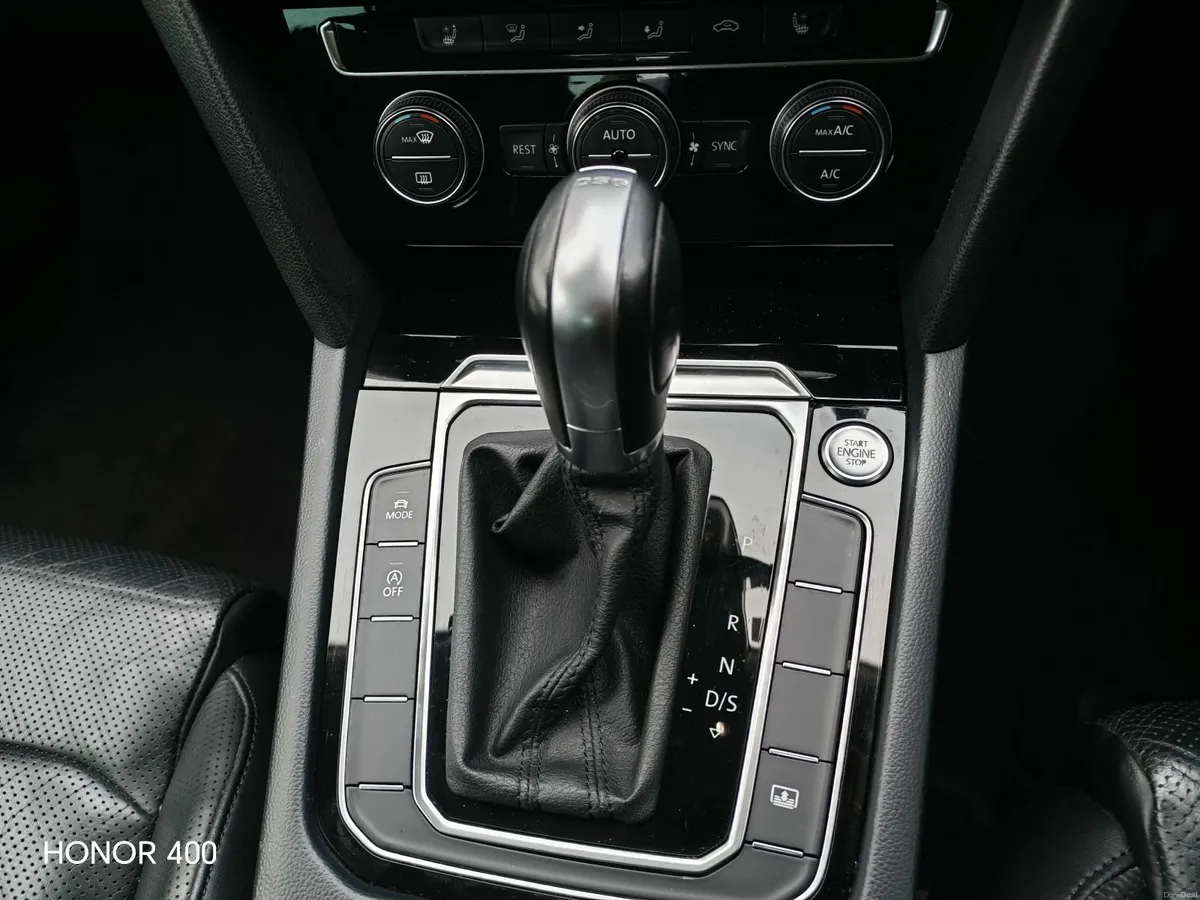 Volkswagen Passat 2015 - Image 3