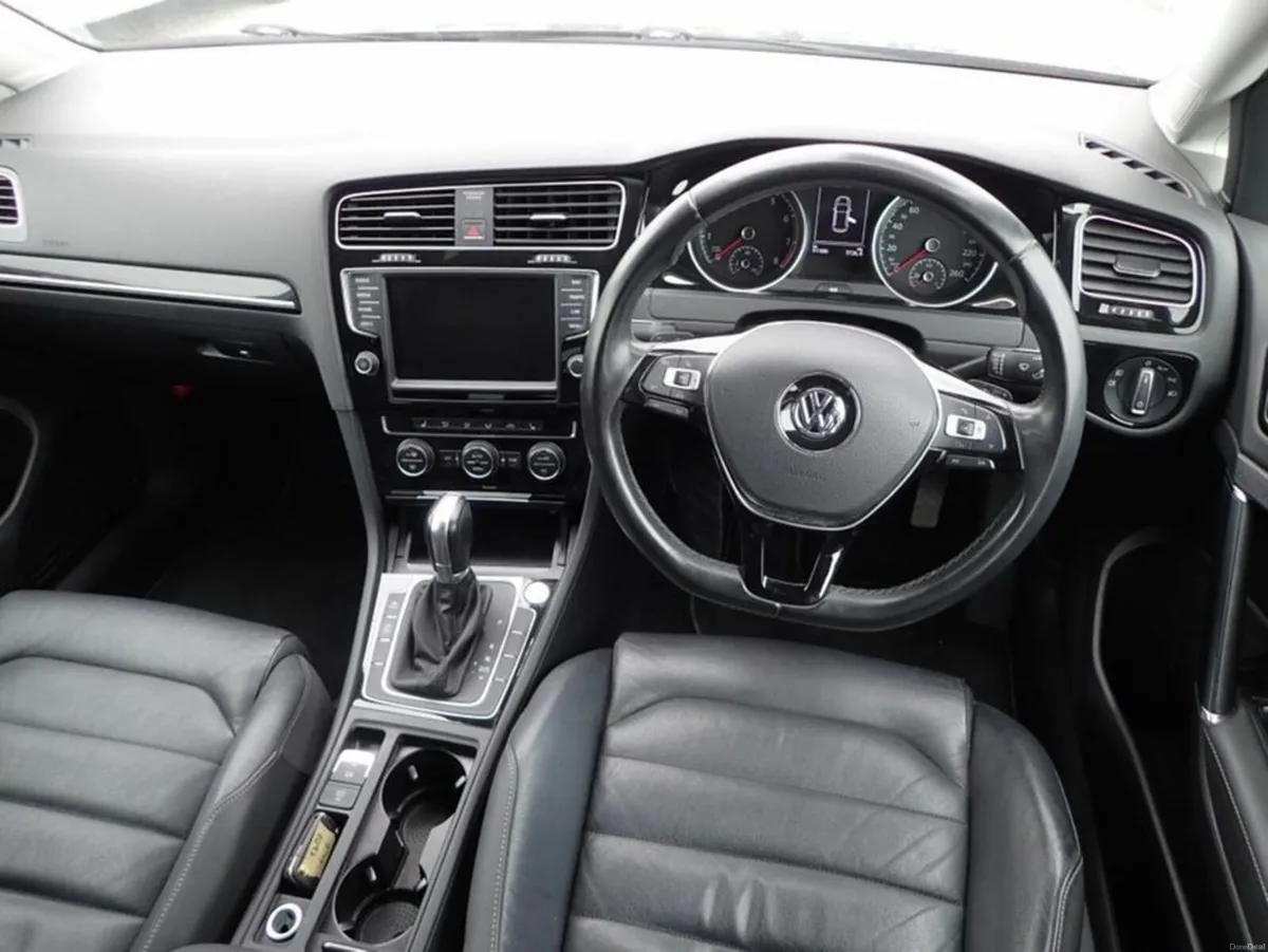 Volkswagen Golf 142 1.4 TSI Highline - Image 2