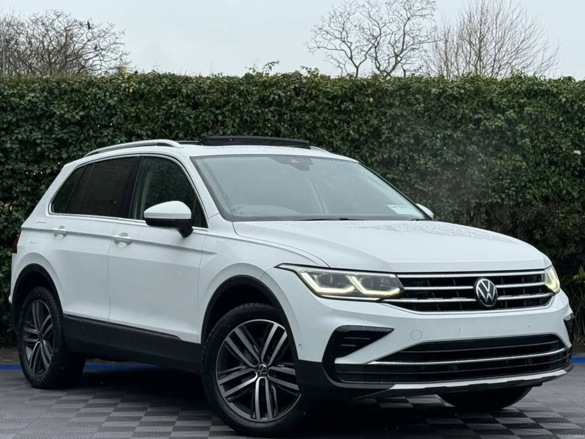 Volkswagen Tiguan ELEGANCE 1.4 HYBRID ** TOP SPEC - Image 3