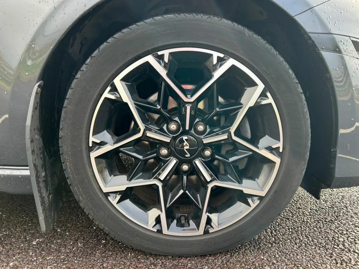 Kia Ceed sold cod sold MY23 1.0HP GT Line 5DR, **W - Image 4