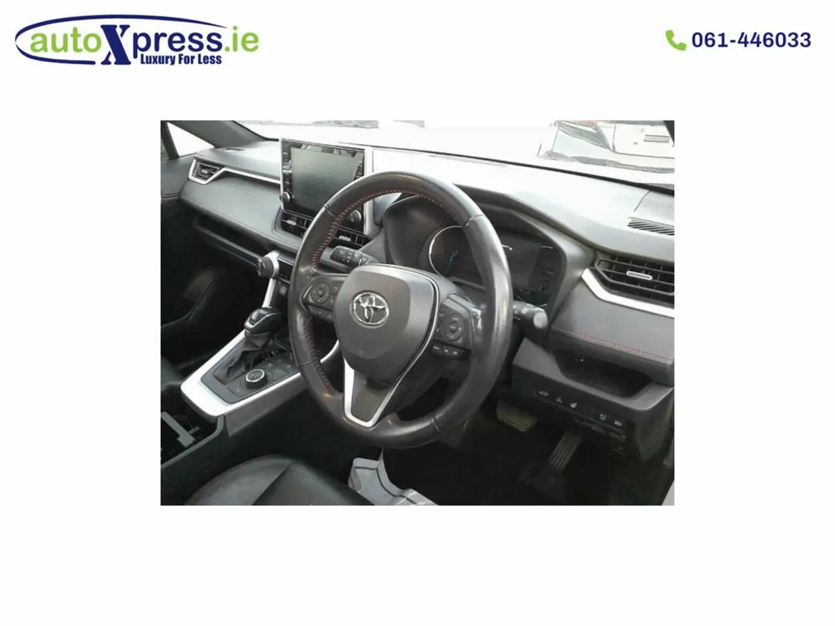 Toyota RAV4 4WD Z Package, Panoramic roof - Image 2