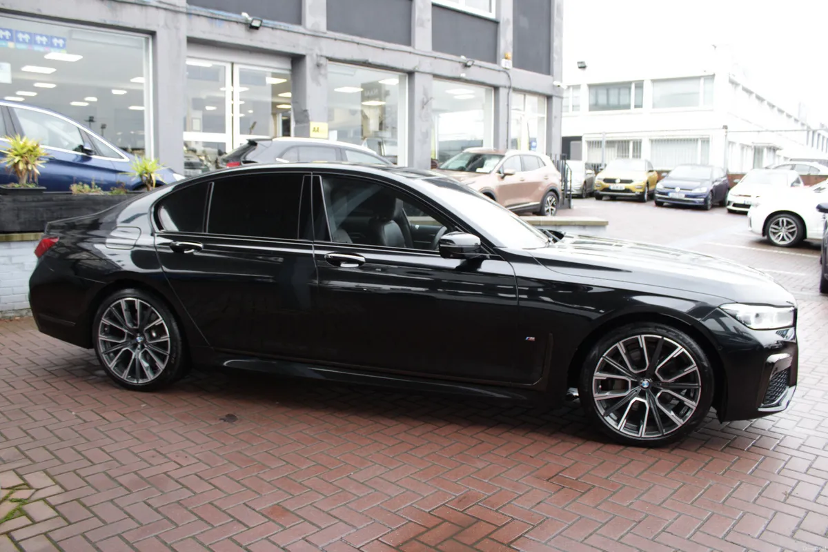 2021 bmw 7 series - Image 3
