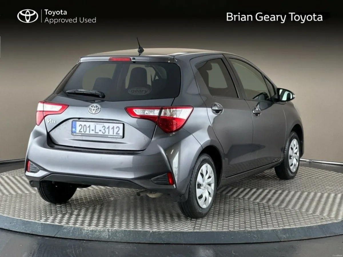 Toyota Yaris YARIS VITZ PETROL AUTO - Image 2
