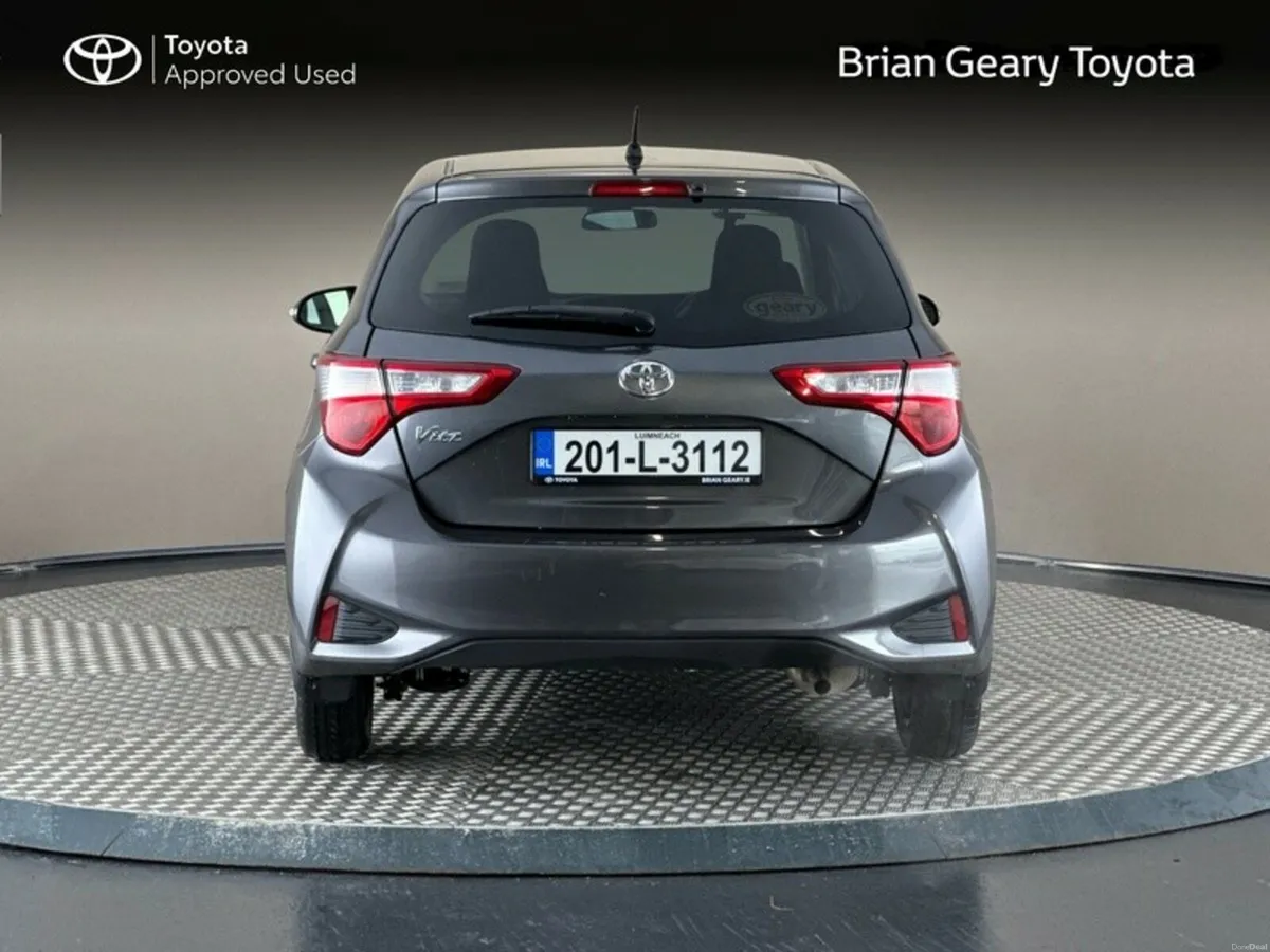 Toyota Yaris YARIS VITZ PETROL AUTO - Image 4