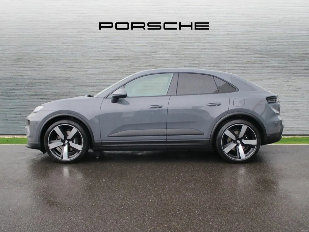 Porsche Macan Electric - Image 4