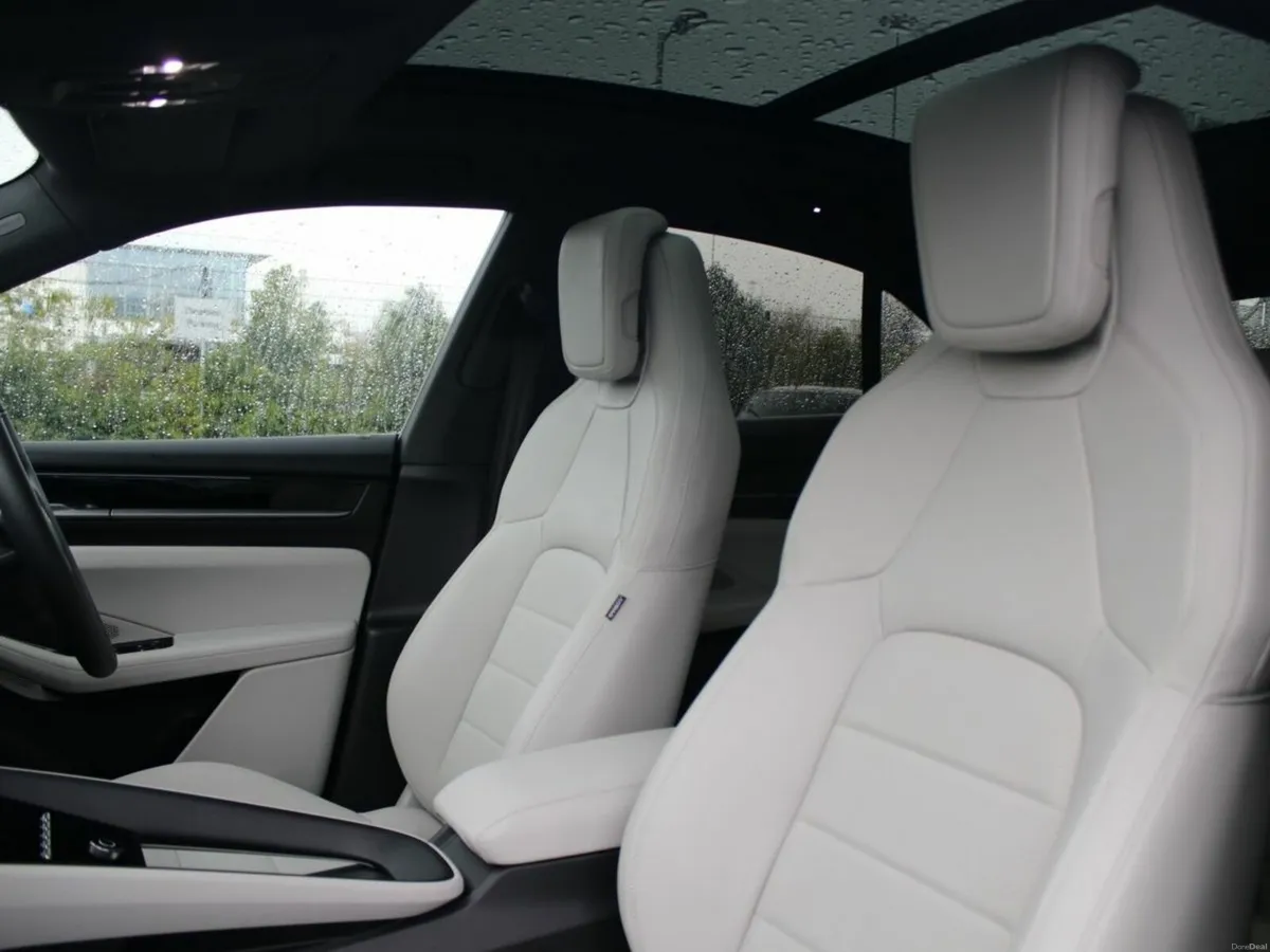 Porsche Macan Electric - Image 5
