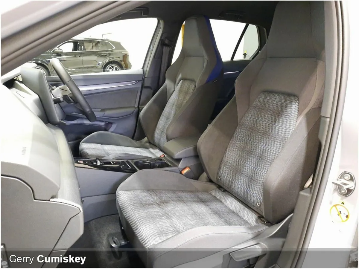 Volkswagen Golf GTE | 272BHP | DSG | PHEV 19.7 kWh - Image 2