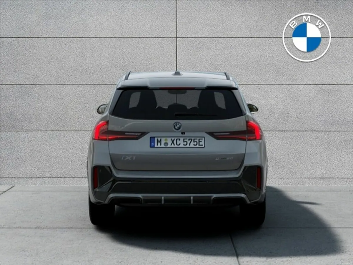 BMW iX1 xDrive20e M Sport - Image 3