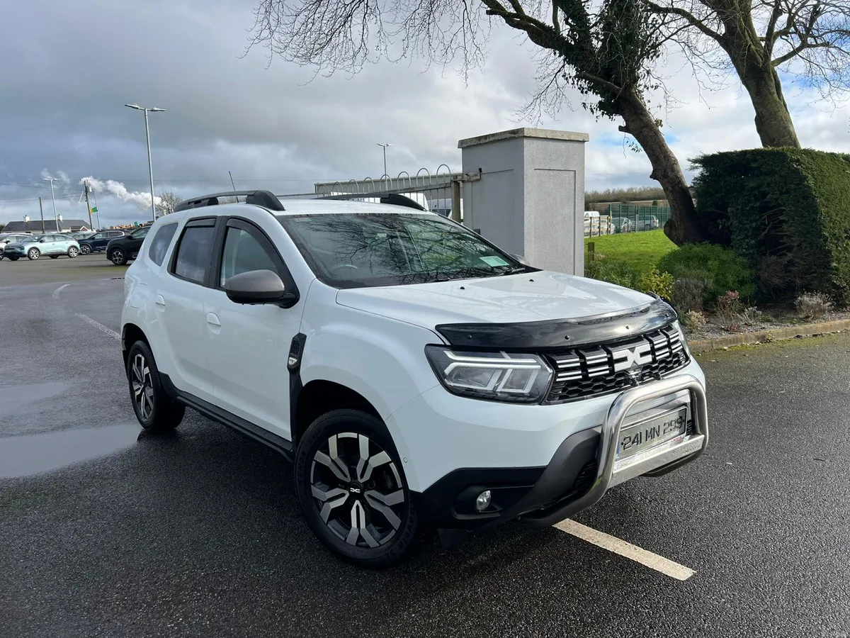 Dacia Duster Journey 2024 - Image 1