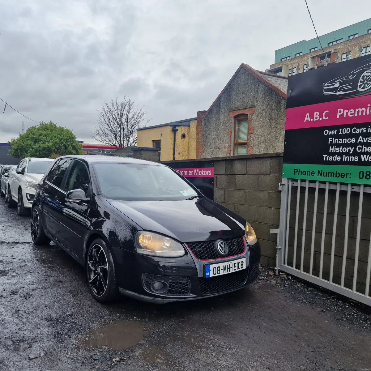 Volkswagen Golf 2.0 TDI GT Sport 140bhp - Image 1