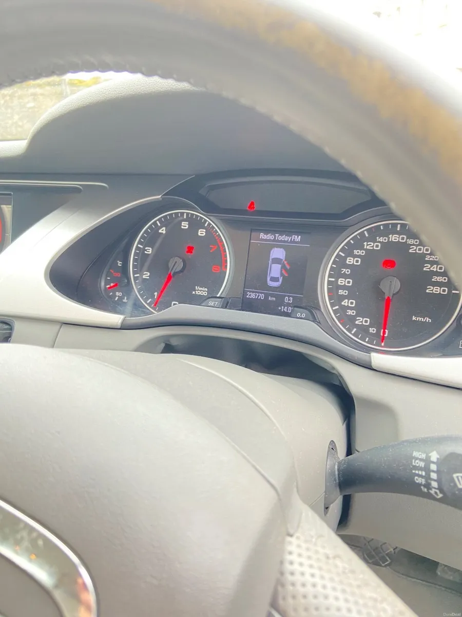 Audi A4 2010 - Image 3