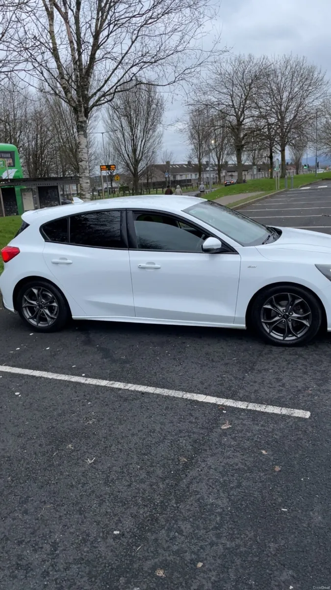 Ford Focus 2019 - Image 4