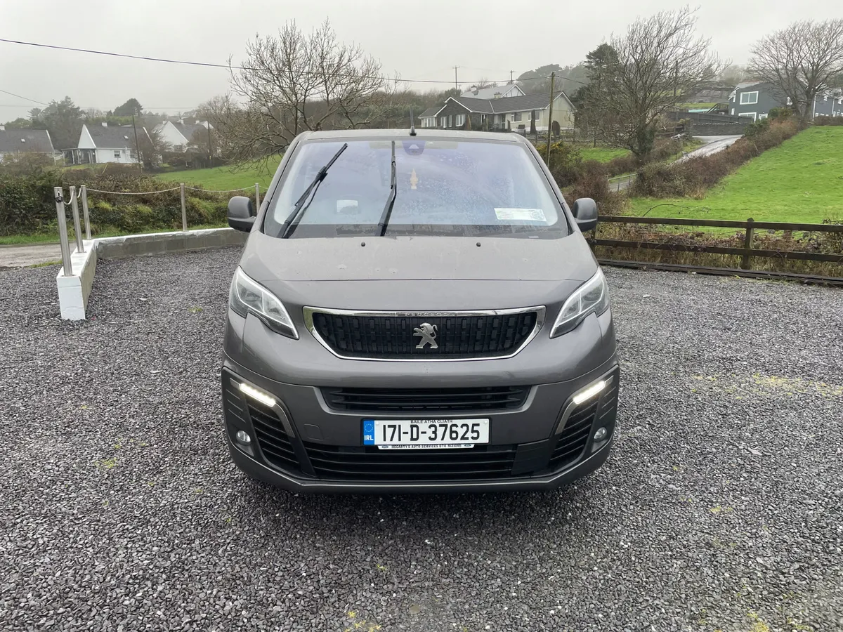 Peugeot traveller 8 seater - Image 2