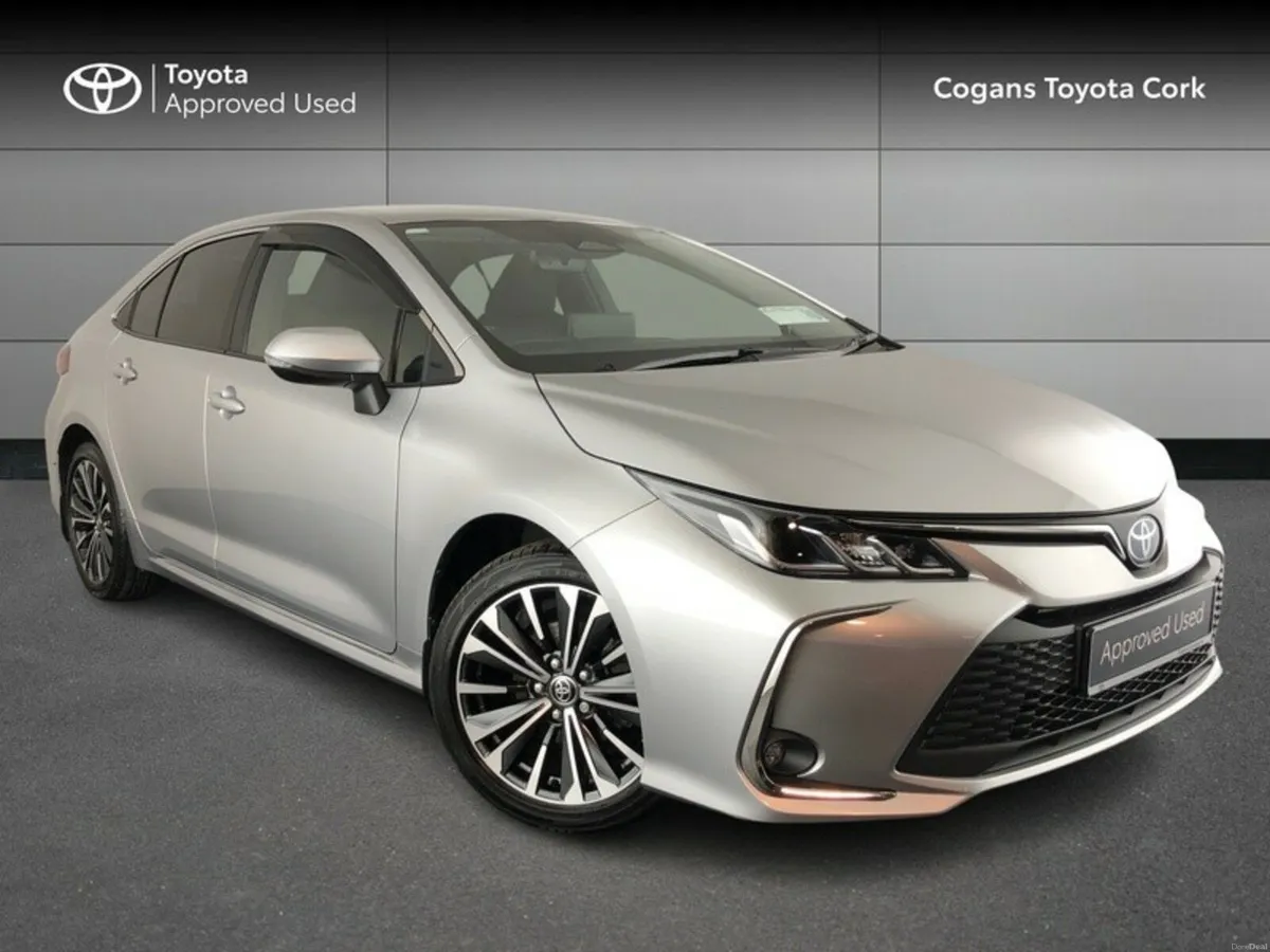 Toyota Corolla COROLLA SALOON LUNA SPORT - Image 1