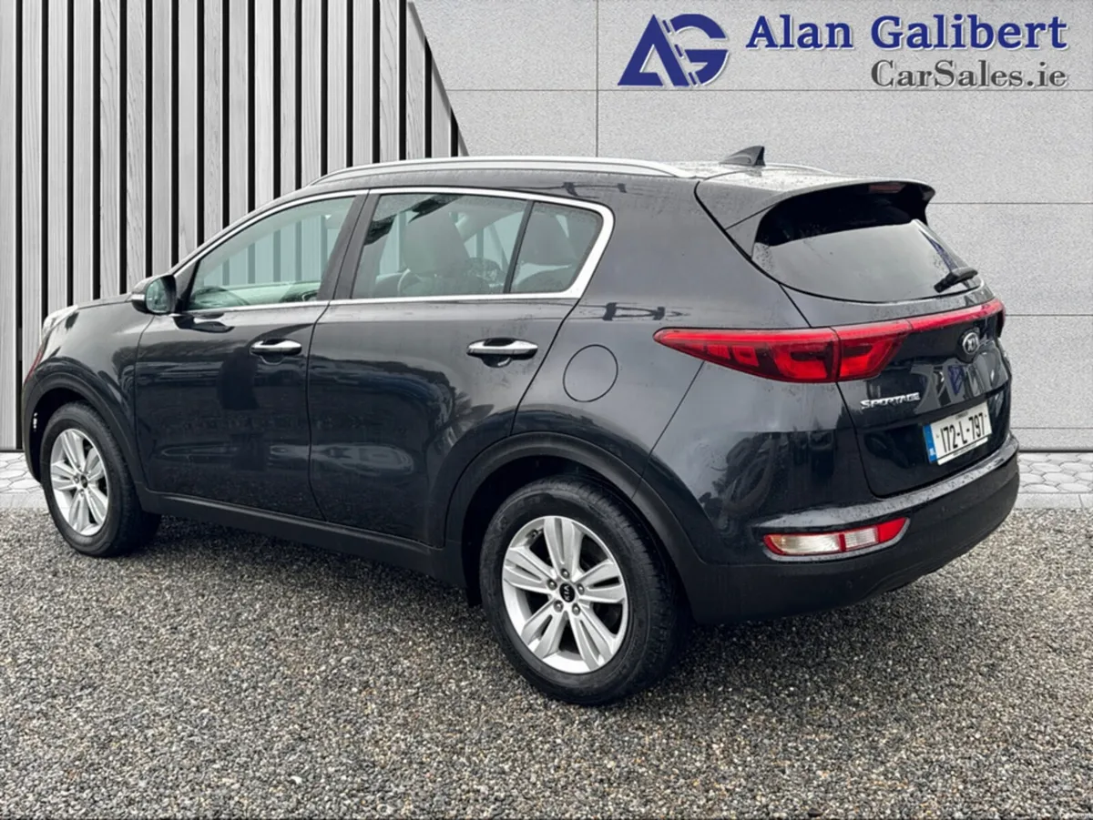 Kia Sportage 1.7 PLATINUM Top Spec - Image 2