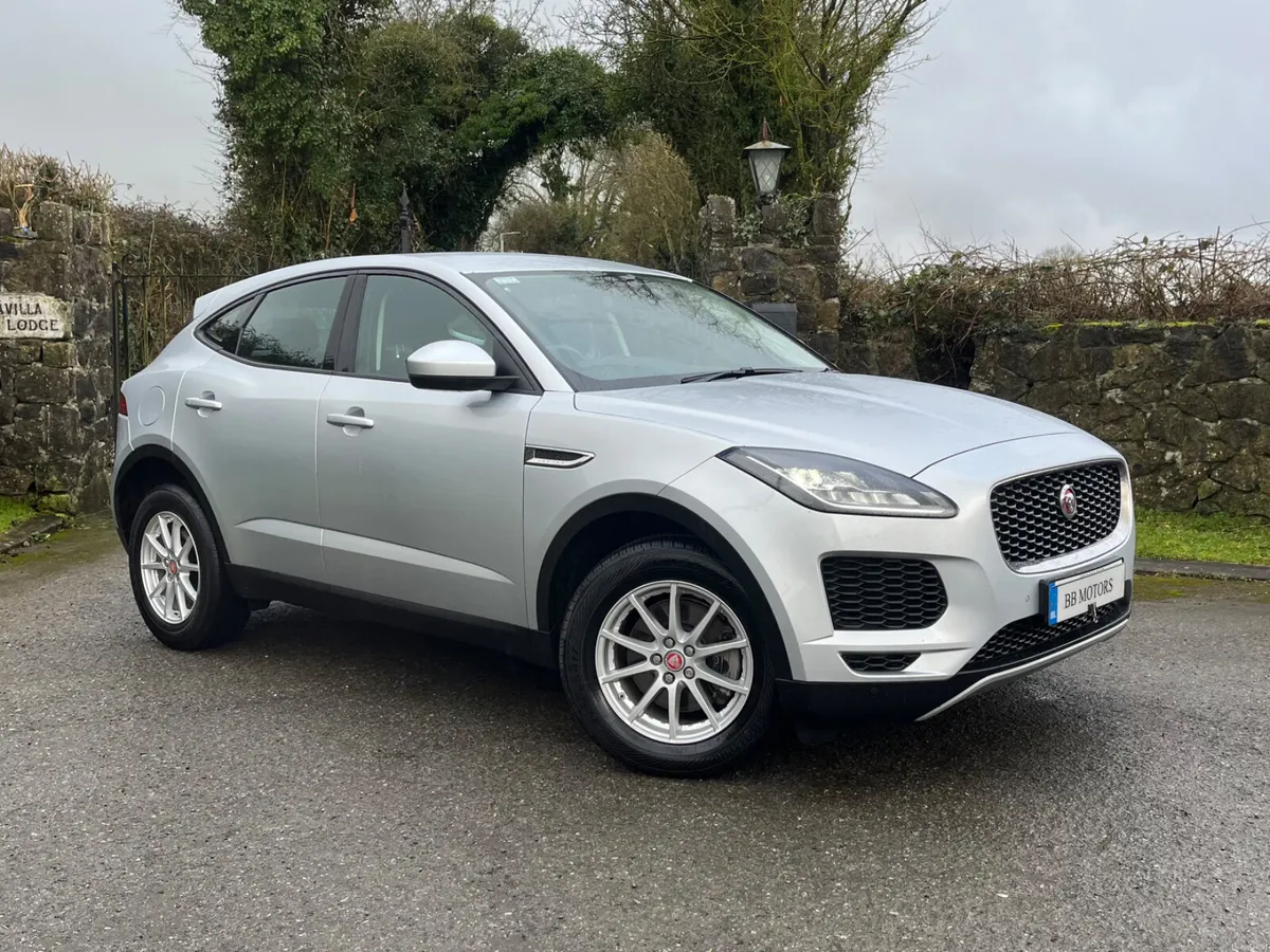 Jaguar E-Pace 2.0D I4 150 PS FWD Manual S - Image 3