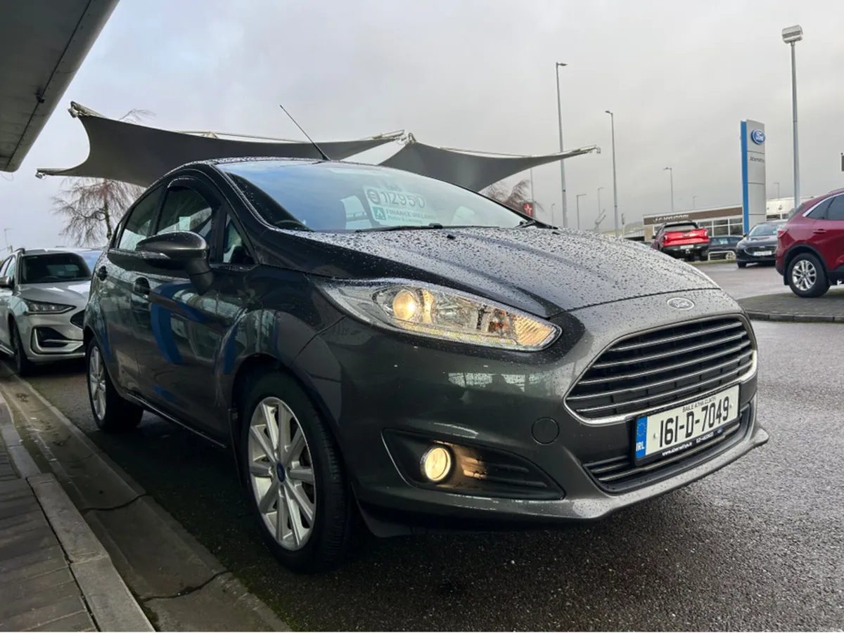 Ford Fiesta MCA TITANIUM 1.25 60PS M5 5 5DR 4DR - Image 4