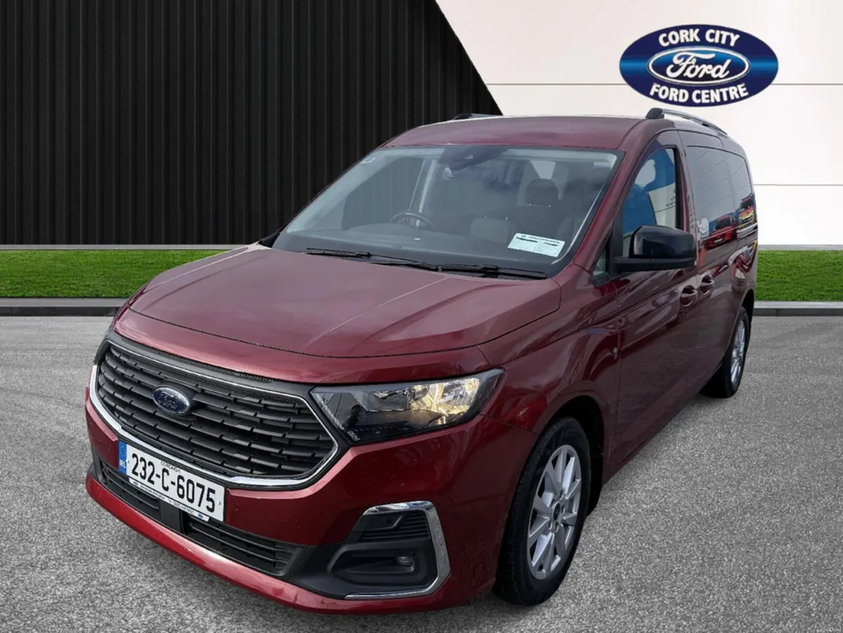 Ford Tourneo TITANIUM 2.0L ECOB 122 - Image 2