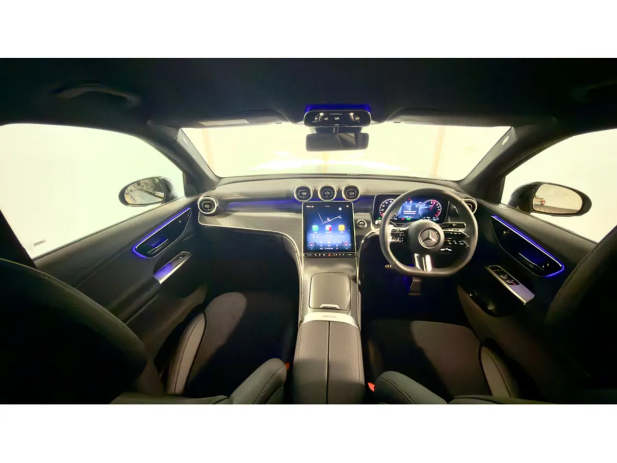 Mercedes-Benz GLC 300 URBAN ED DE 4MATIC EDITION - Image 4