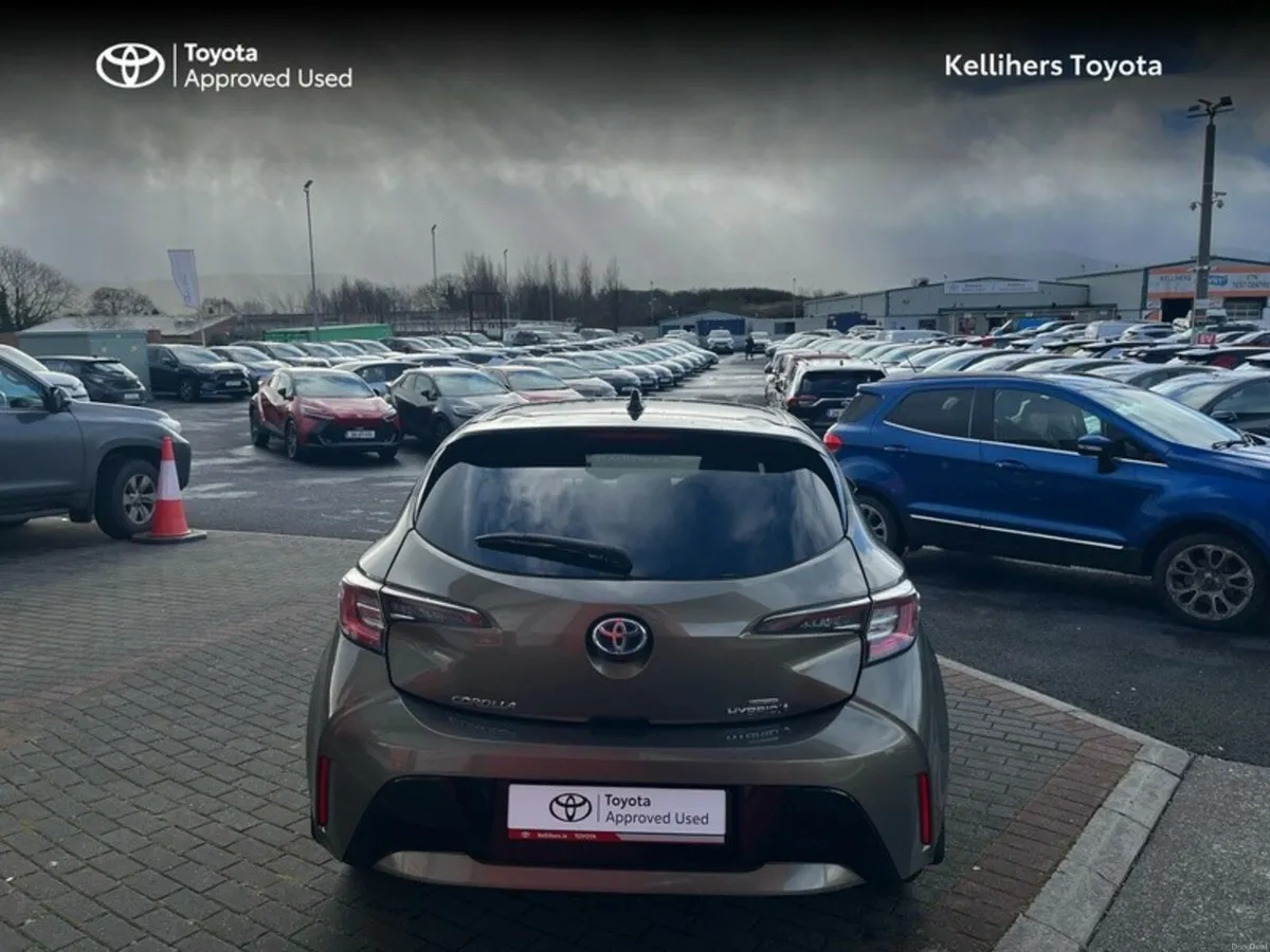 Toyota Corolla COROLLA HYBRID L/SPORT HB - Image 4