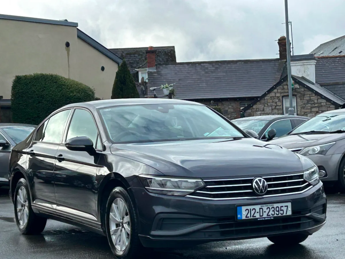 Volkswagen Passat 2.0TDI M6F 150BHP *1 OWNER & FSH - Image 3