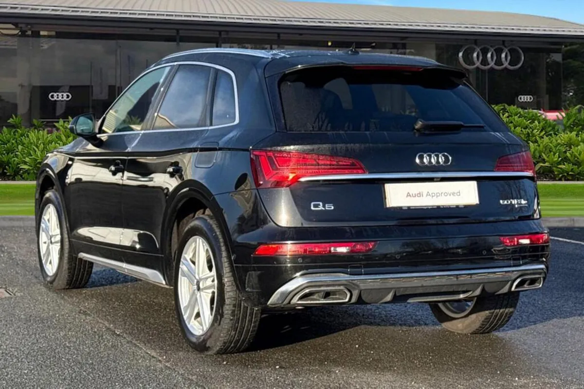 Audi q5 ***Hybrid*** - Image 2