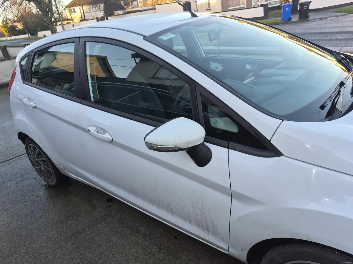 Ford Fiesta 2012 1.4 DIESEL - Image 3