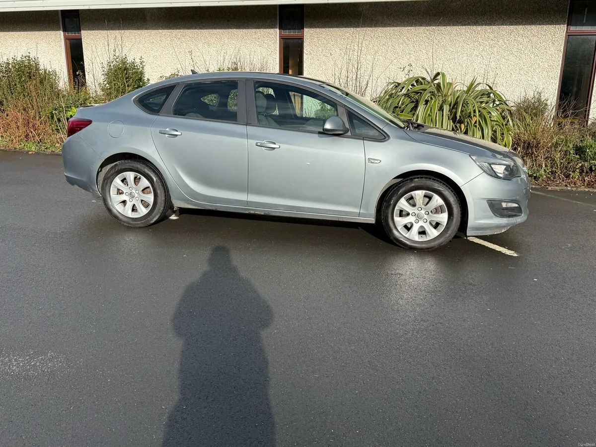 2015 Opel Astra 1.6 CDTI , NCT 07/26 TAX 02/26 - Image 1