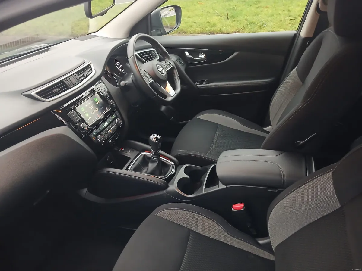 Nissan qashqai accenta 1.5 dsl 23000miles - Image 2