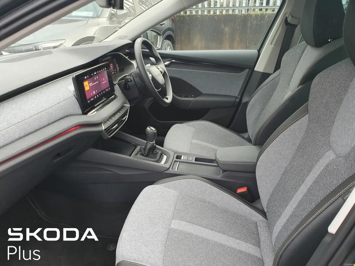 Skoda Octavia Selection Plus 2.0TDi 115HP (From €1 - Image 4