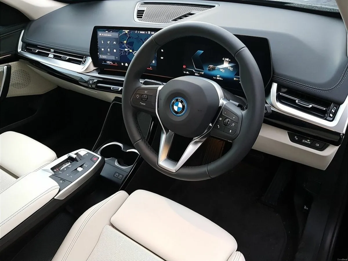 BMW iX1 iX1 eDrive20 xLine - Image 6