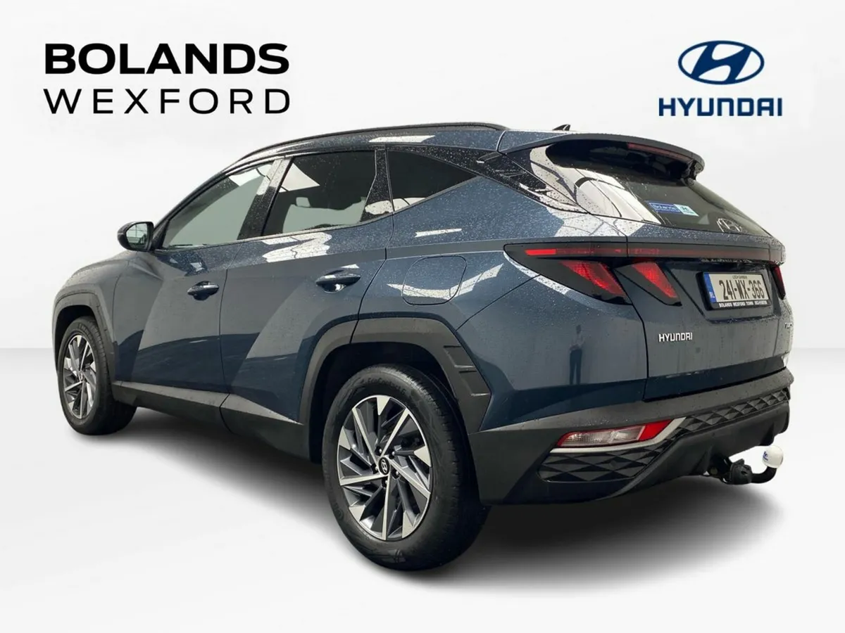 Hyundai Tucson 2WD Executive - Image 4