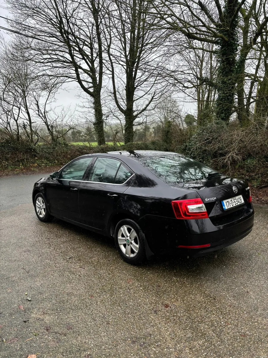 171 skoda Octaiva TDI automatic Nct and Taxed - Image 4