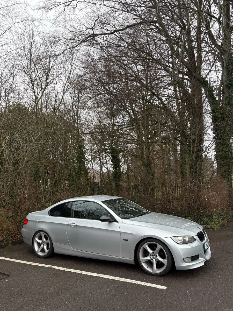 BMW e92 320i for sale/swap nct 1/27 LOW MILEAGE - Image 4