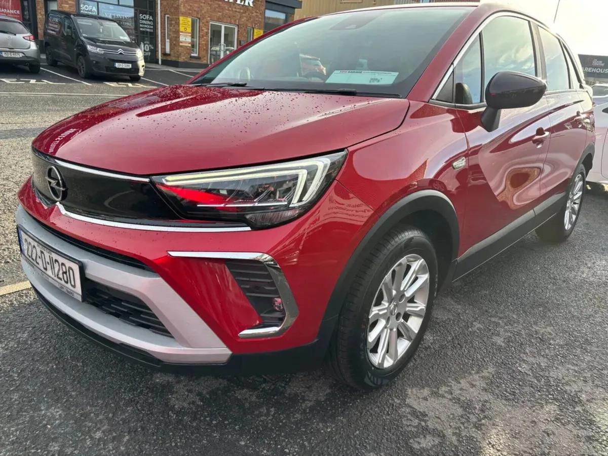 2022 Opel Crossland  1.2 Petrol ELITE - Image 2