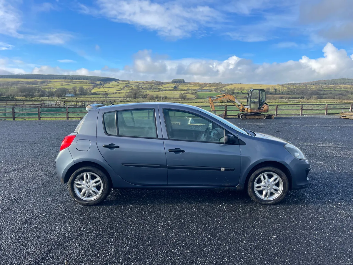 Renault Clio 2006-NCT AND TAXED - Image 4