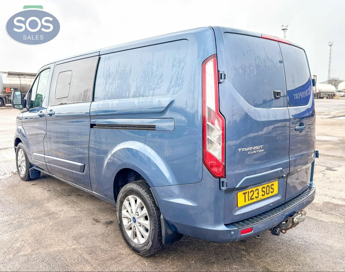 2023 Ford Transit Custom 300LMTD EBlue Van - Image 3