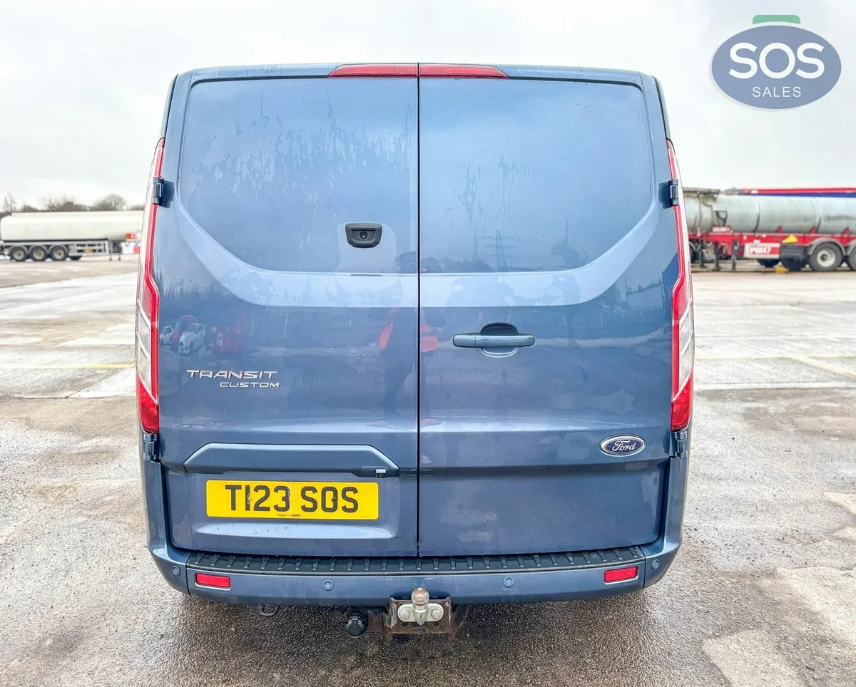 2023 Ford Transit Custom 300LMTD EBlue Van - Image 4