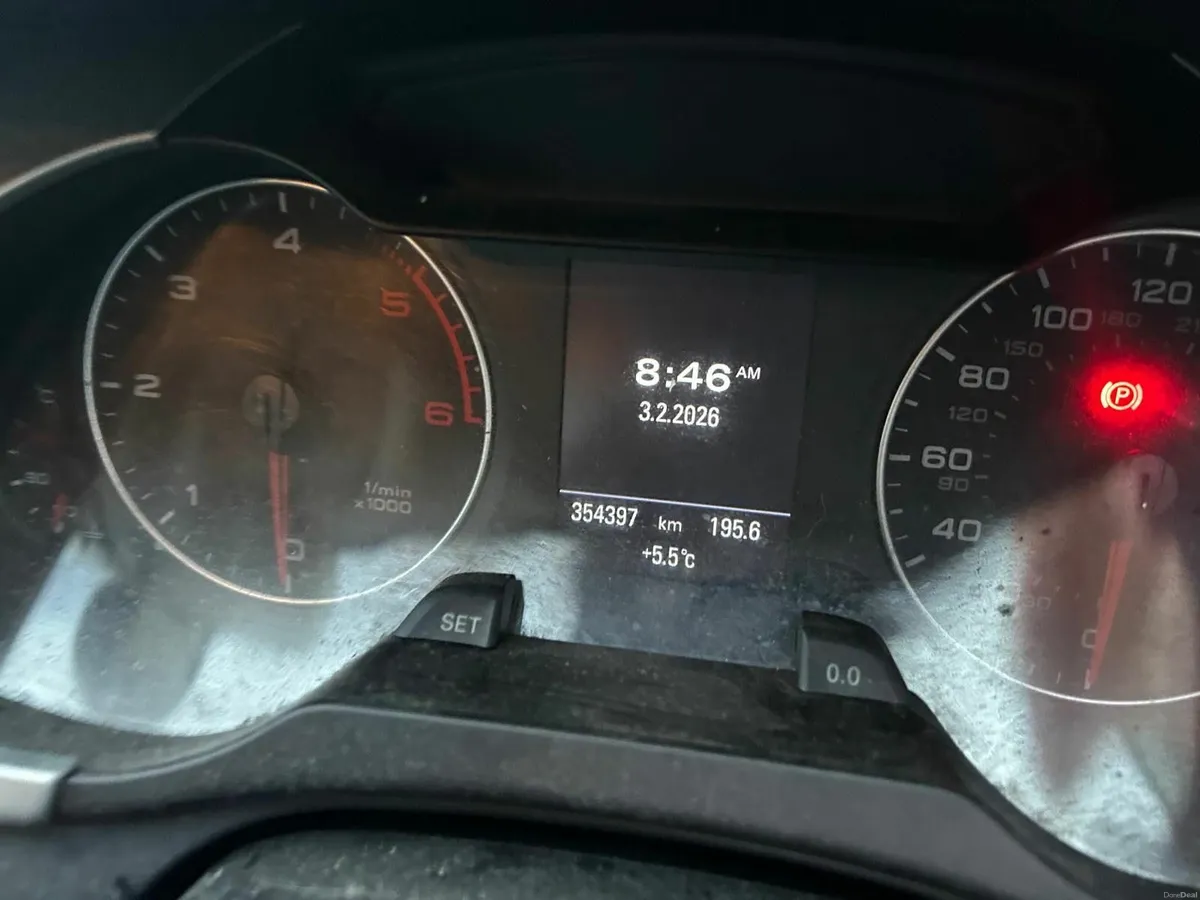 Audi A4 2010 - Image 2