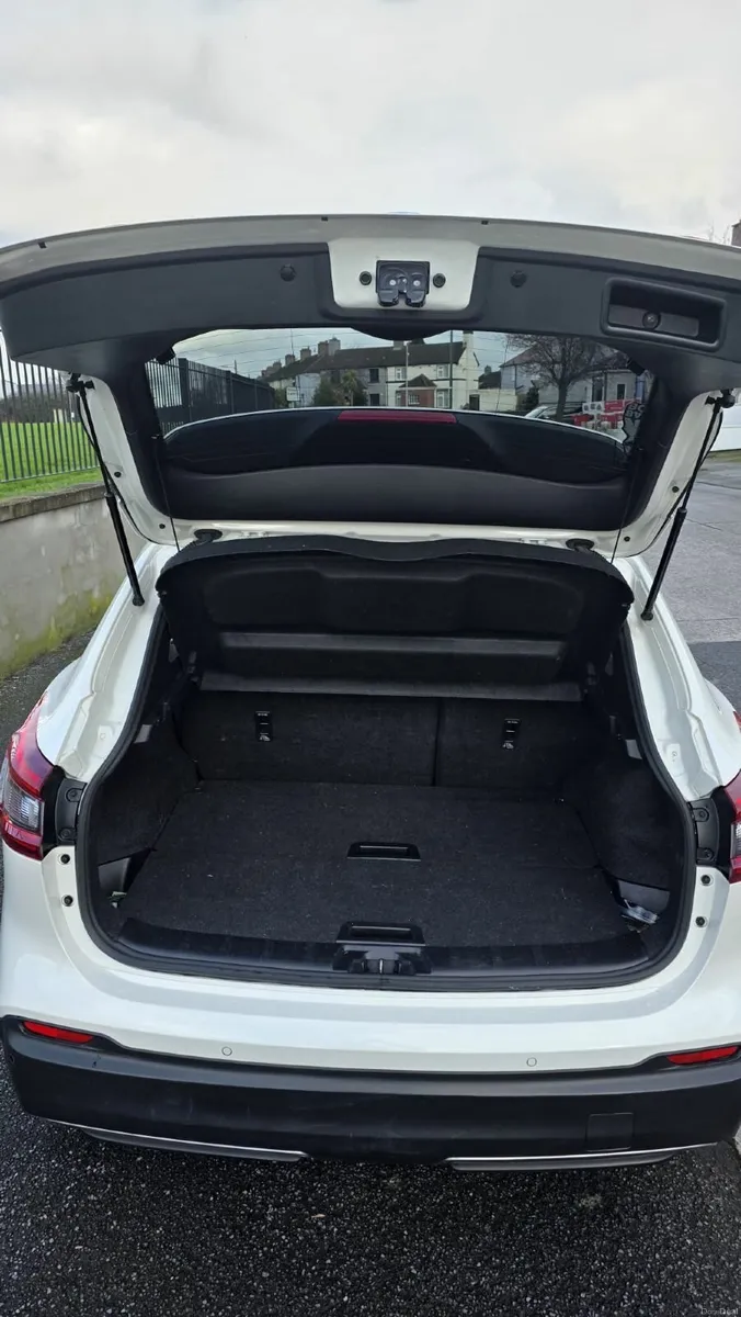 Nissan QASHQAI 1.5 DCI TEKNA SV Premium  Dublin - Image 4