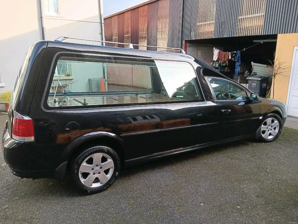 Hearse - Image 2