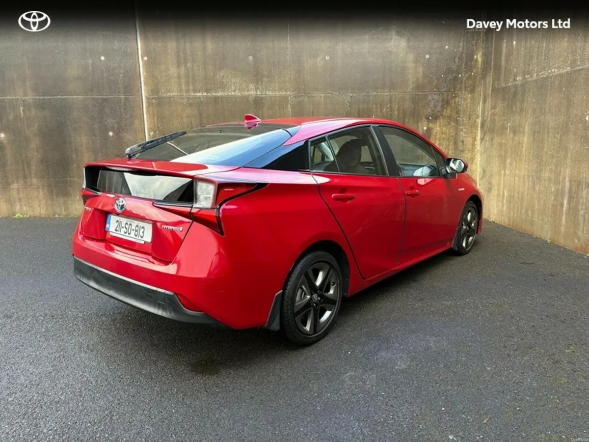 Toyota Prius LUXURY 4DR AUTO - Image 2