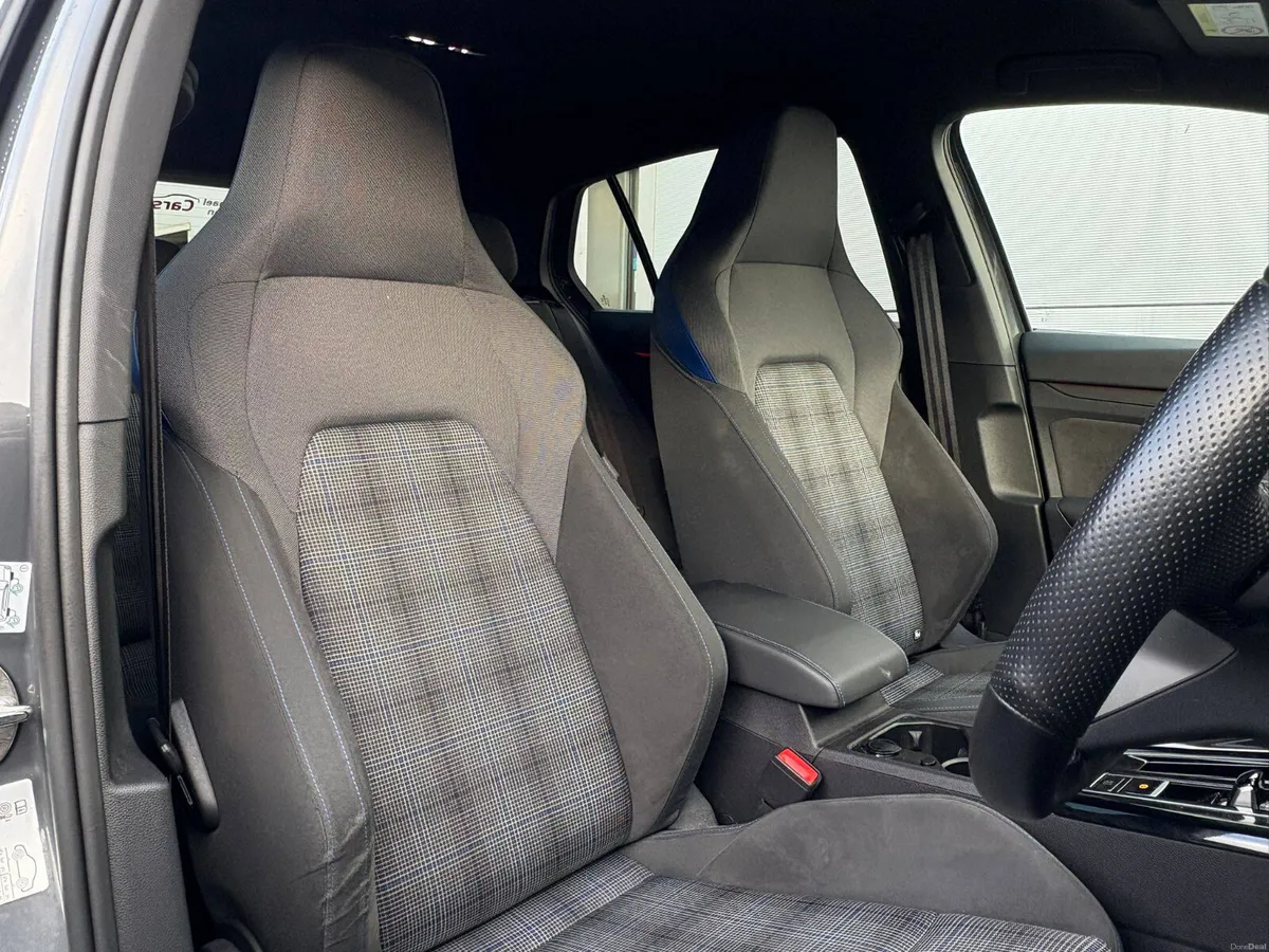 2023 VW Golf GTE PHEV, 19” Alloys, CarPlay, Camera - Image 4
