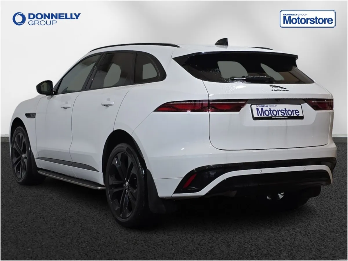 Jaguar F-pace F-Pace Diesel Estate R-Dynamic HSE B - Image 2