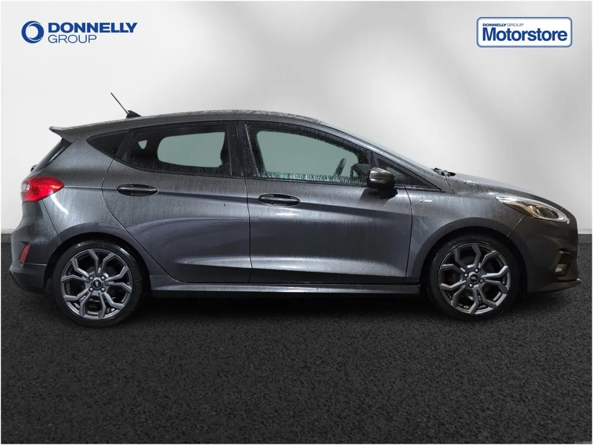 Ford Fiesta Hatchback ST-Line Edition - Image 3