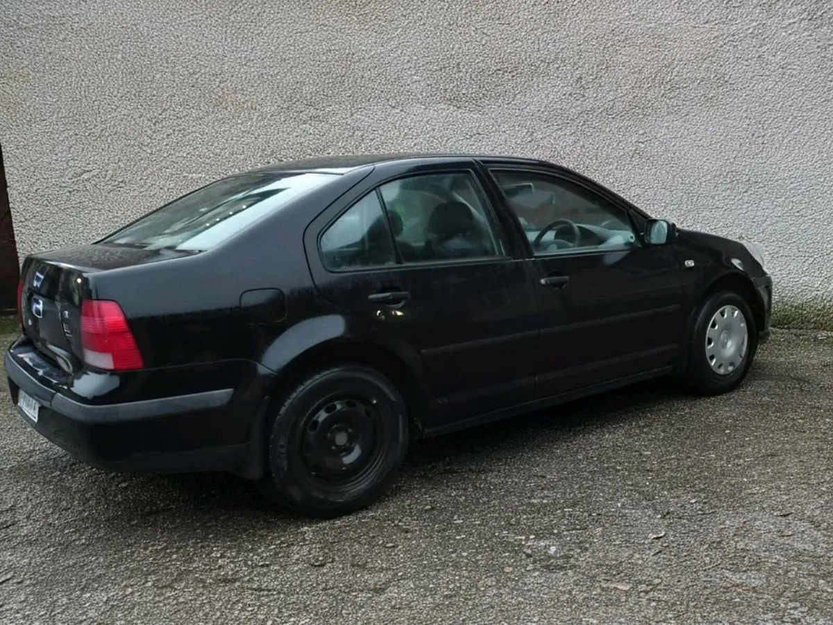 Car - Image 6