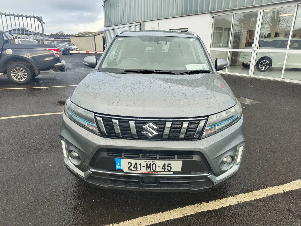 Suzuki Vitara SZ5 1.4 Hybrid - Image 3